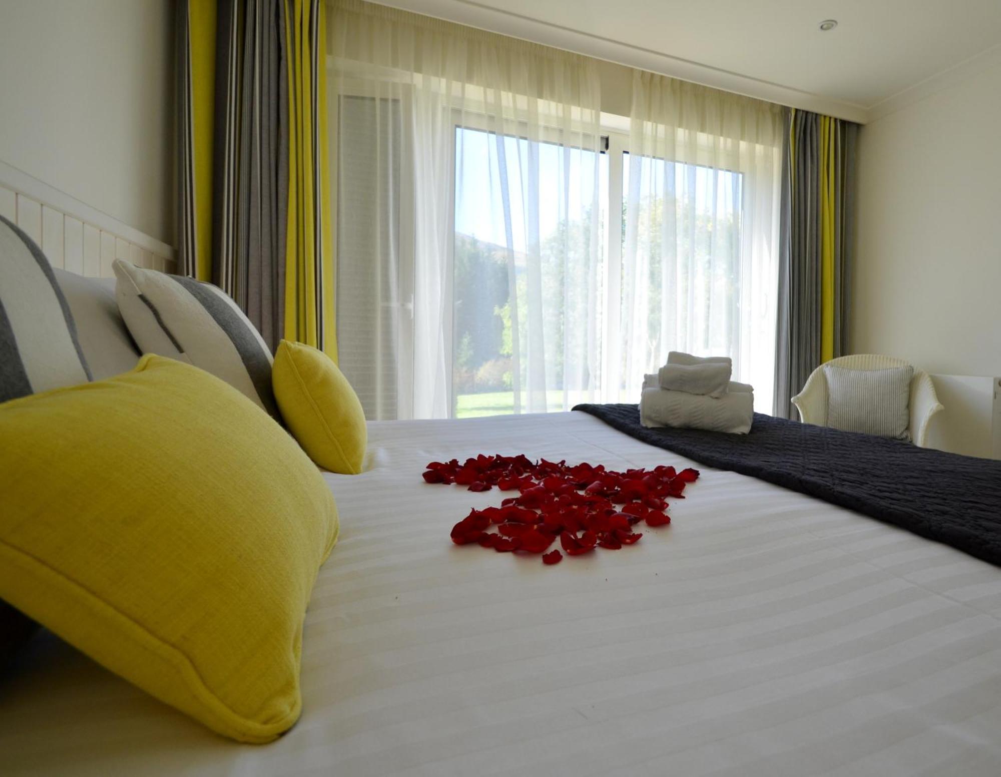 Bridge Of Orchy Hotel Ngoại thất bức ảnh