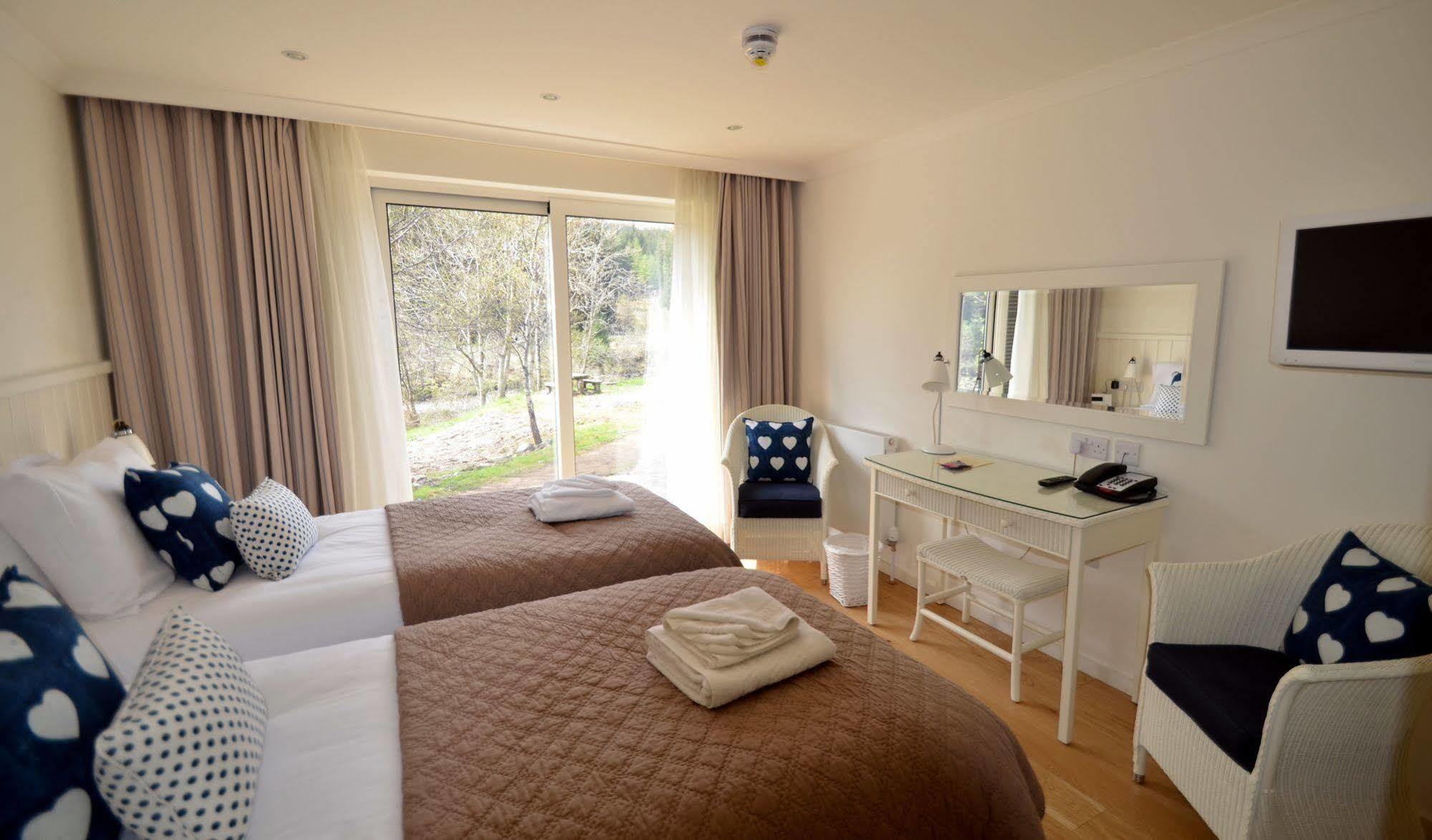 Bridge Of Orchy Hotel Ngoại thất bức ảnh